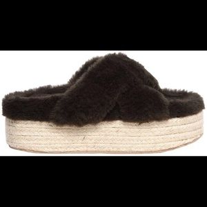 Jeffrey Campbell Faux Fur Platform Slides SZ 37Eur